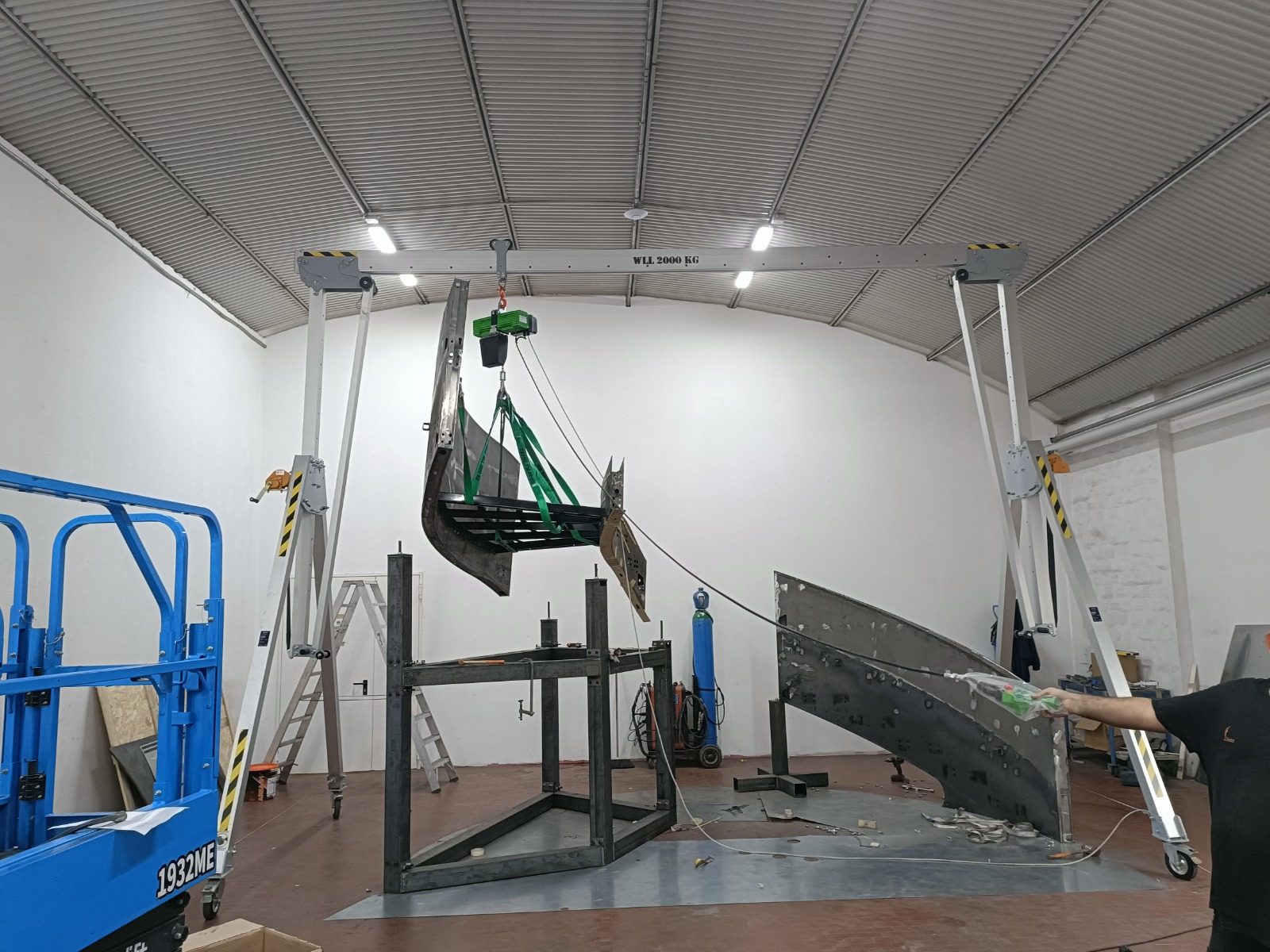 Mobiler Aluminium-Portalkran, verstellbar und zerlegbar, 2.000 kg