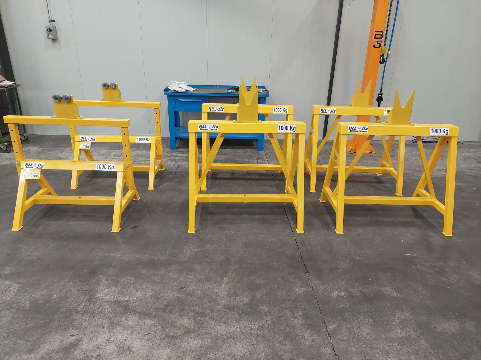 Cavalletti personalizzati con supporto a rulli o a forcella