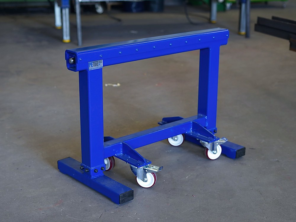 1,000 kg mobile trestle with hand crank — photograph 2