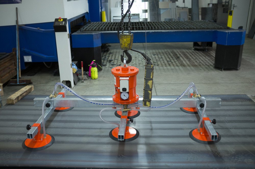 VMS 600-6R vacuum lifter — photograph 4