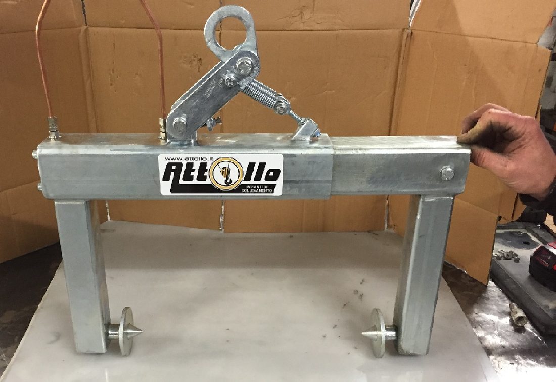 Pneumatic clamp